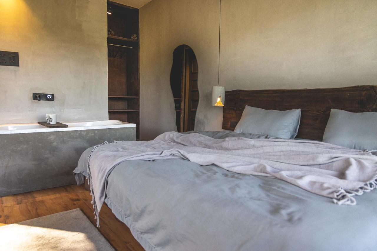 Ecstasy By Thhpsociety Bathtub Rooms Mukteshwar Εξωτερικό φωτογραφία